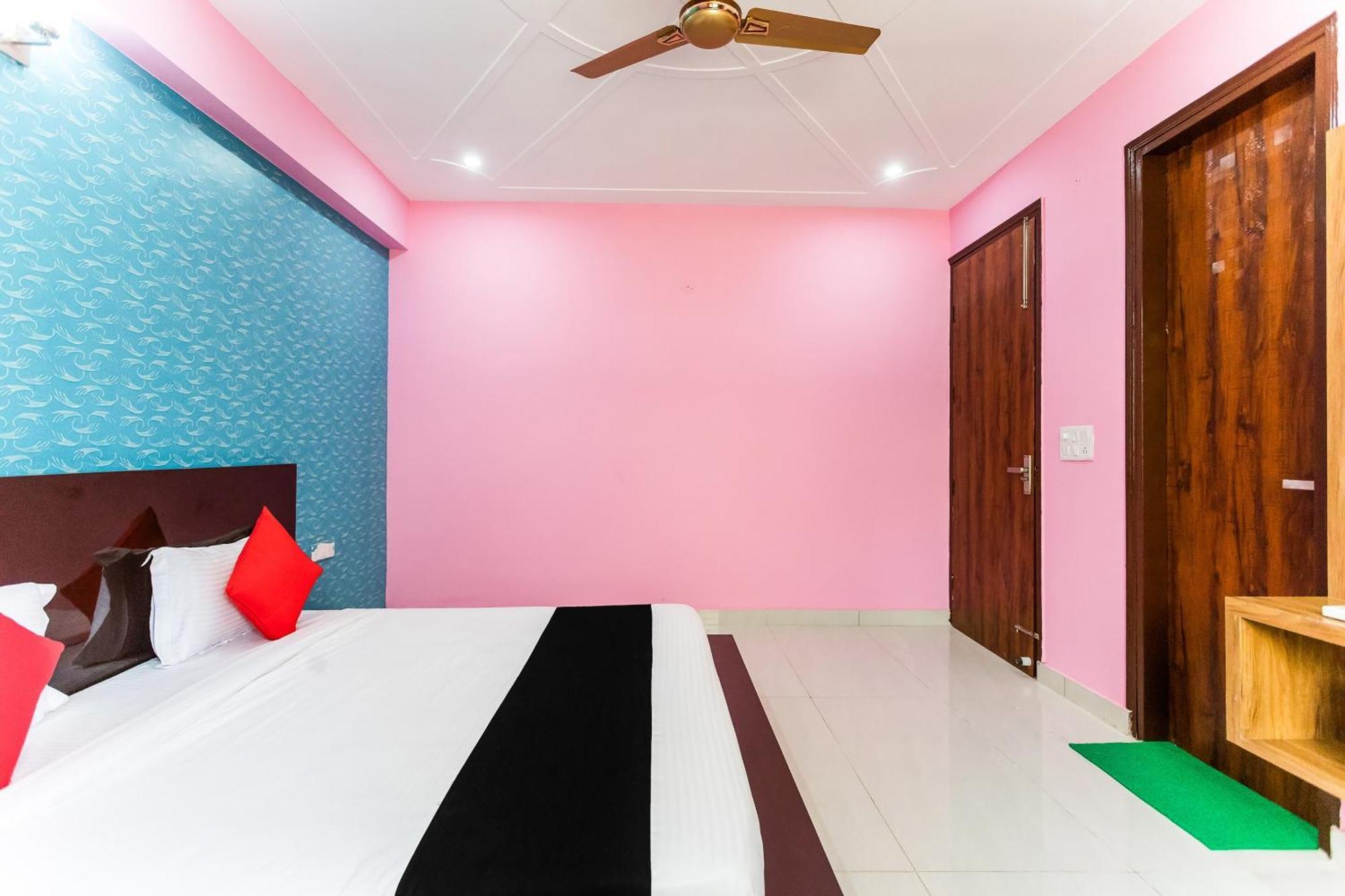 מלון גורגאון Capital O Harish Residency מראה חיצוני תמונה